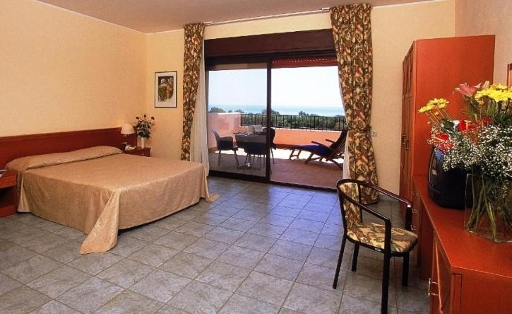 Conte Di Cabrera Hotel Club Pozzallo Kültér fotó